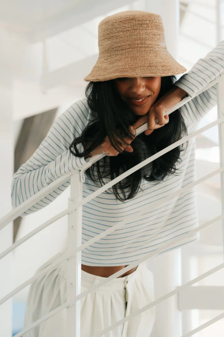 ainsley - Image 7
