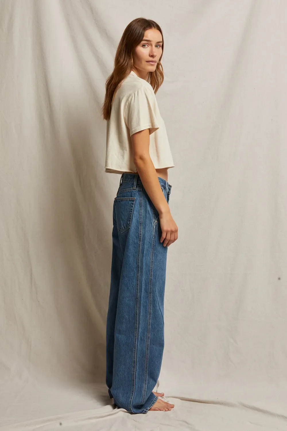 courtney - Image 16