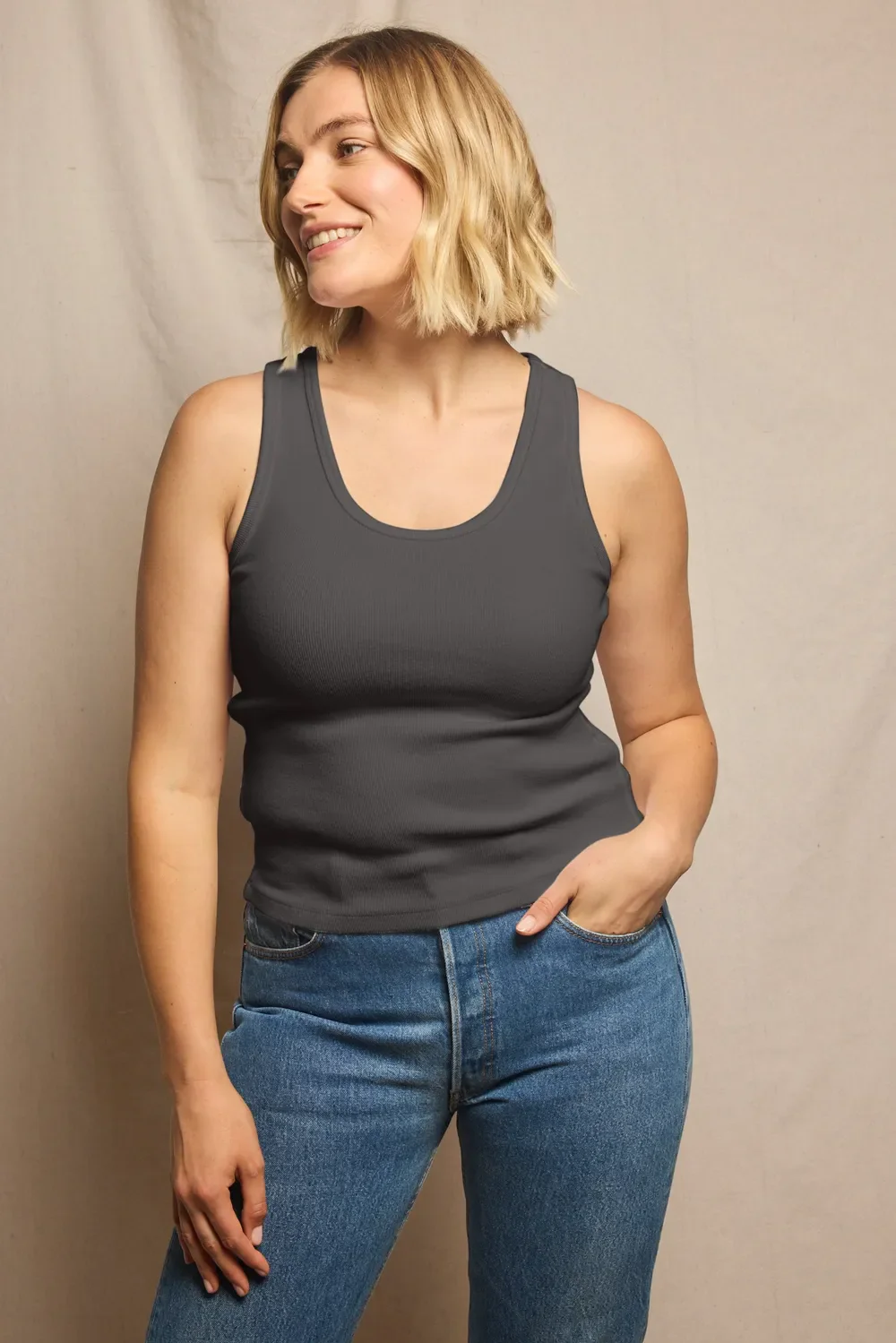 debbie - Image 23