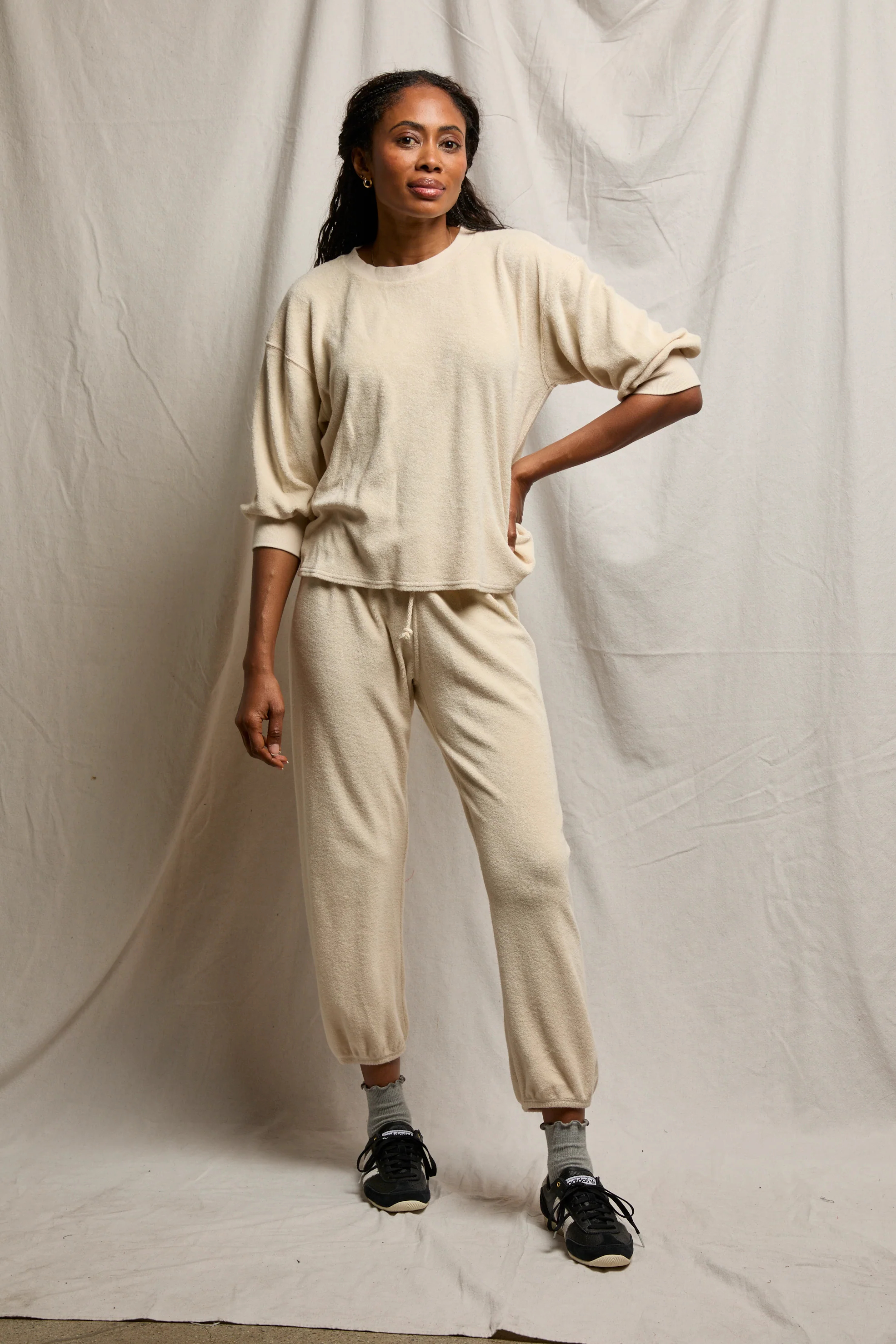gogo - Image 12