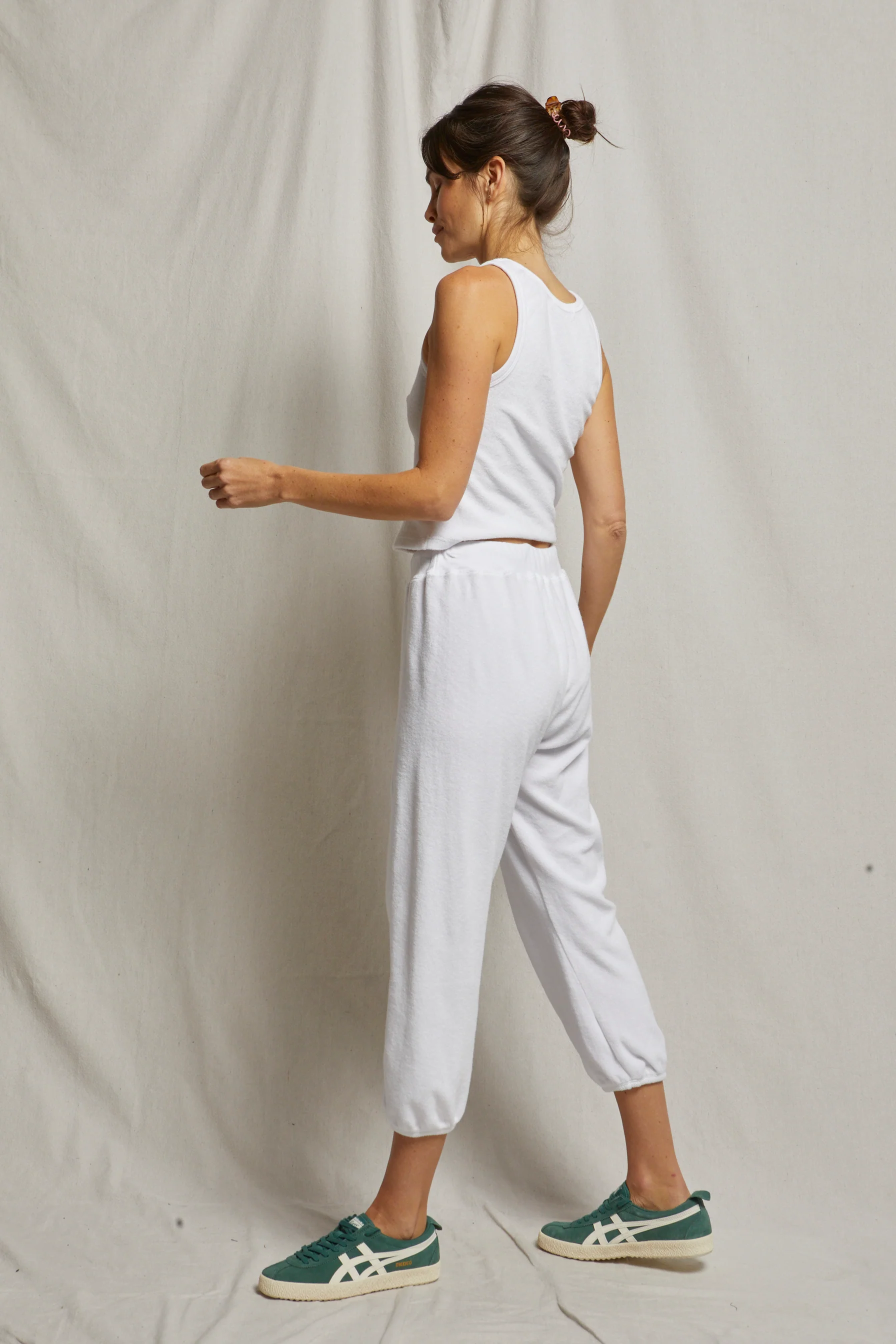 gogo - Image 26