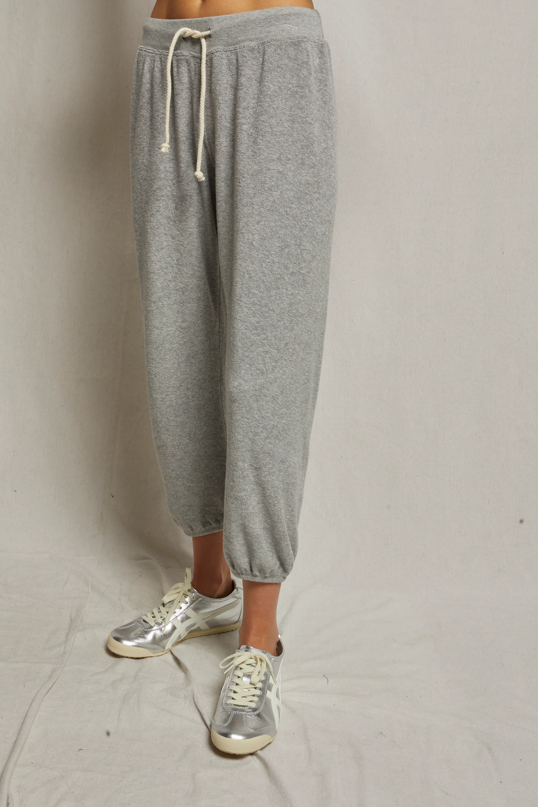 gogo - Image 27