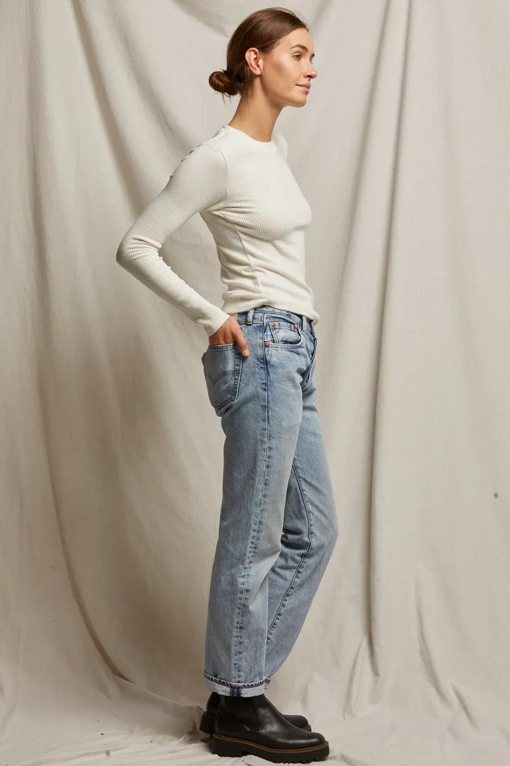 jolie - Image 24