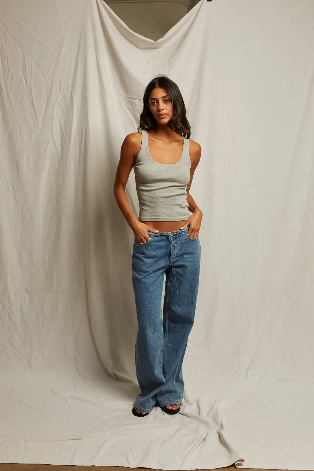 mia - Image 10