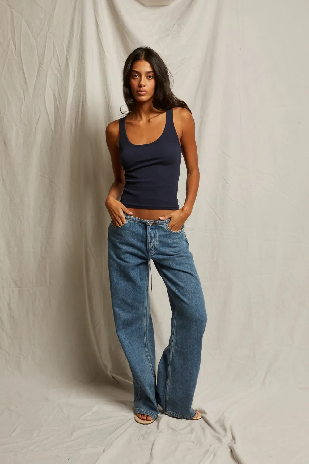 mia - Image 22