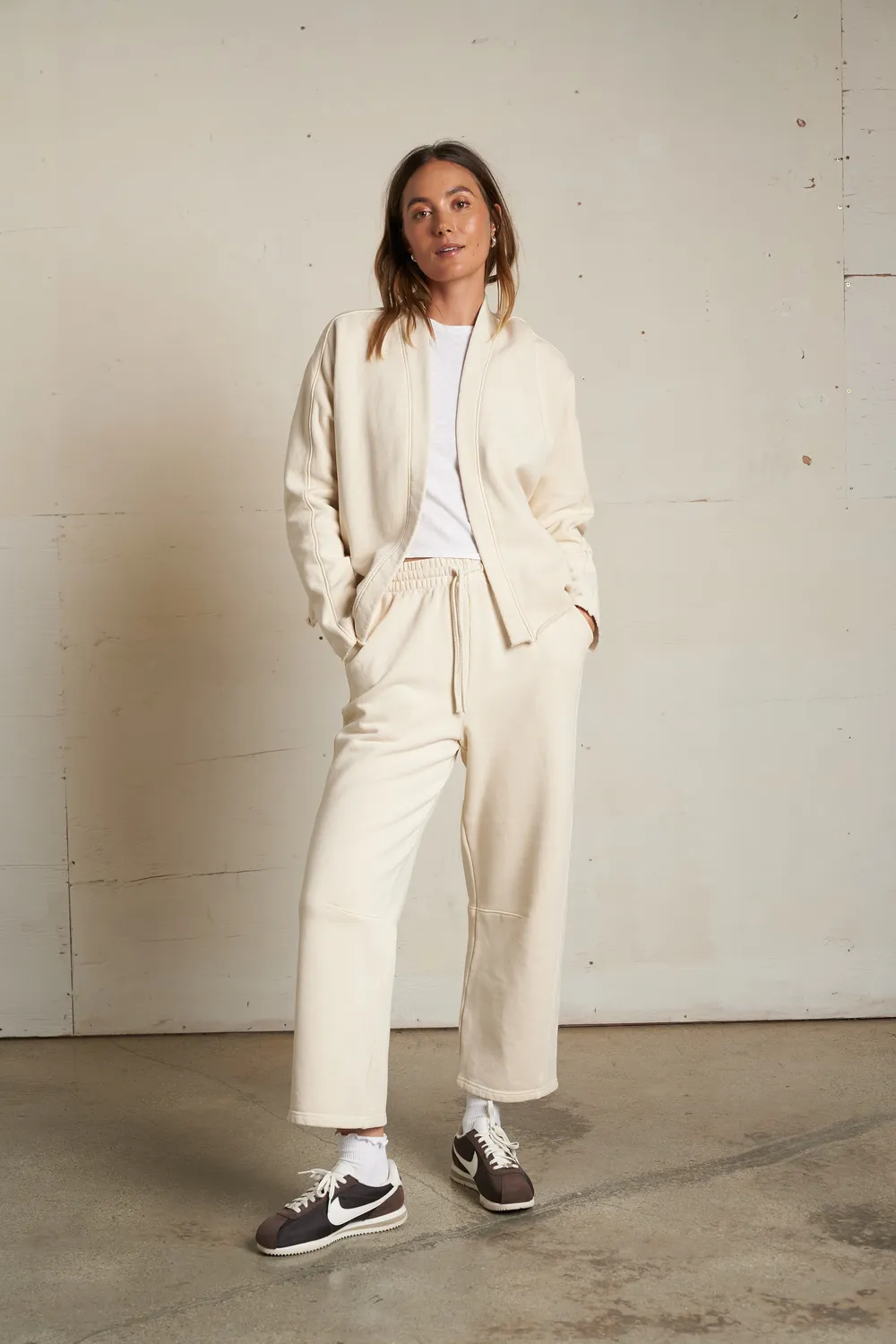 olivia - Image 11