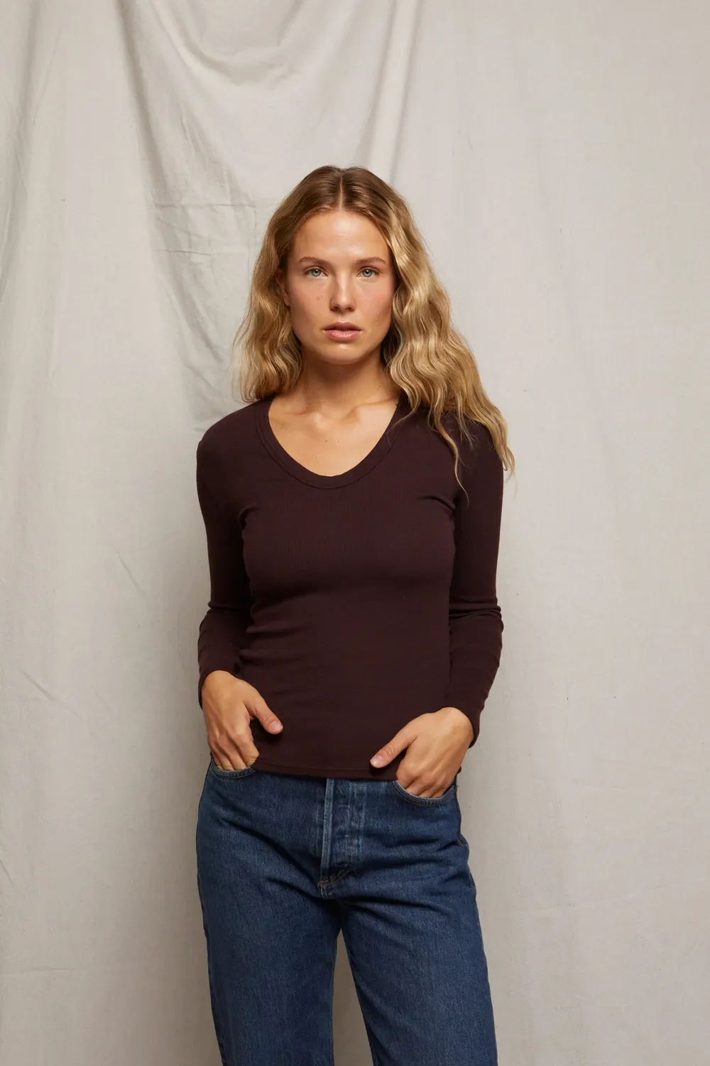 robyn - Image 28