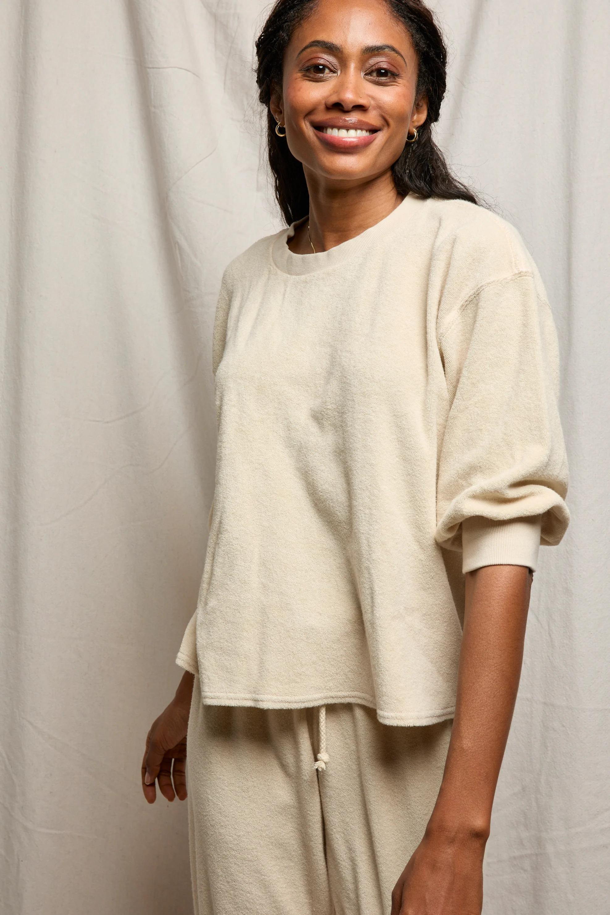 roxy - Image 4