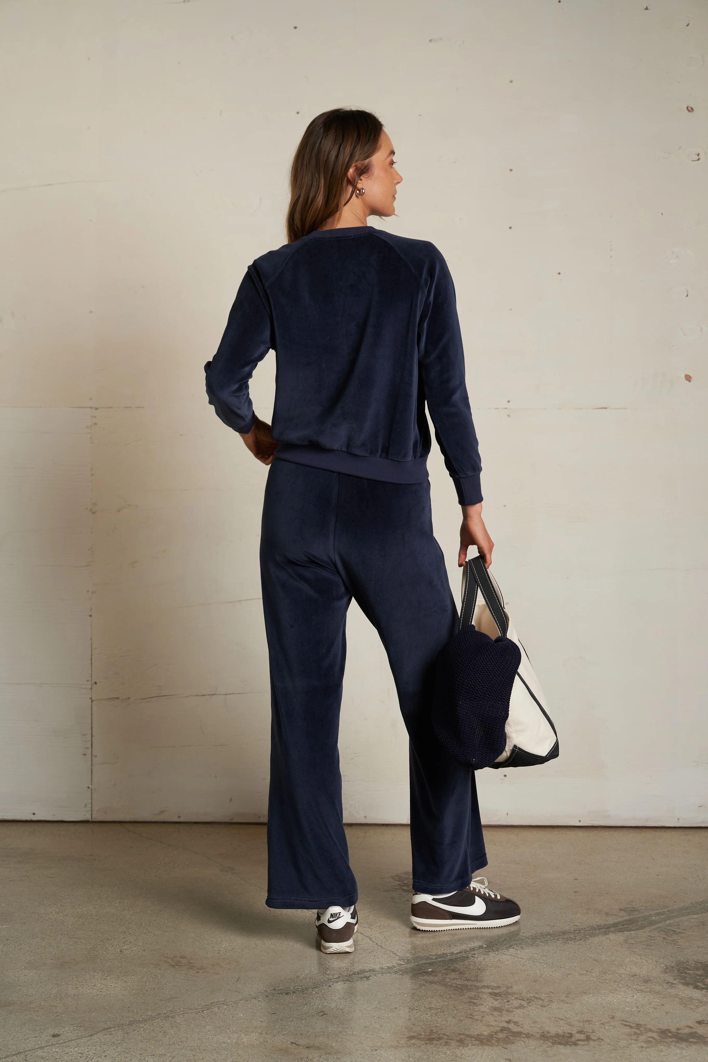 stella - Image 7